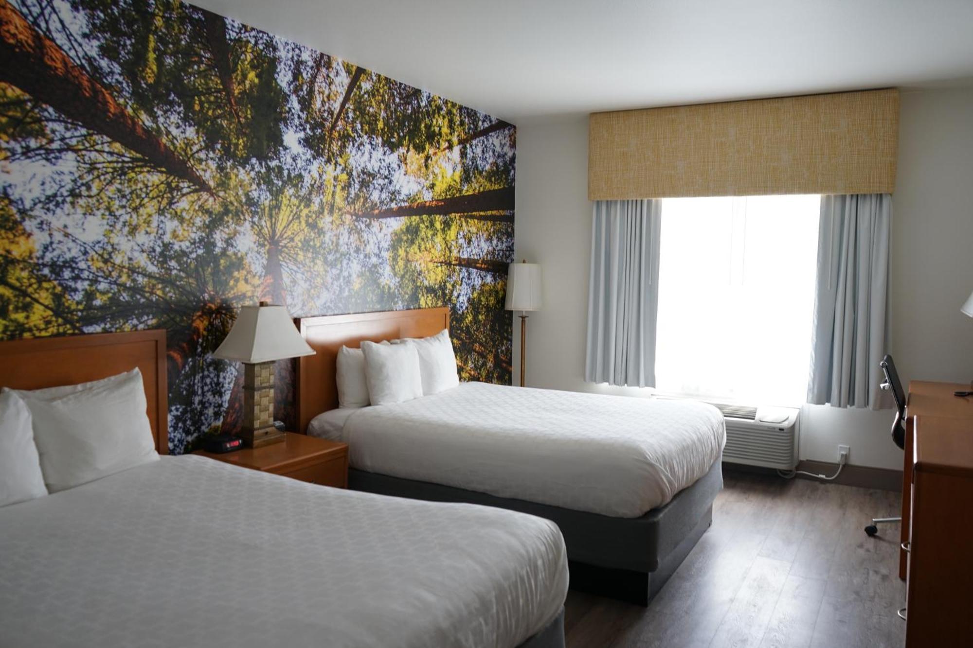 Comfort Lemoore 2*